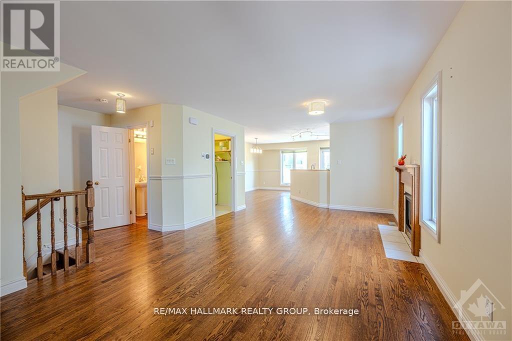 1205 Clyde Avenue, Ottawa, Ontario  K2C 1Y3 - Photo 6 - X13212116