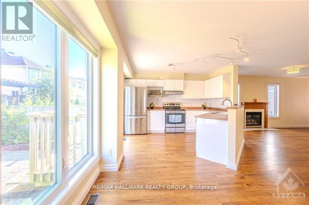 1205 Clyde Avenue, Ottawa, Ontario  K2C 1Y3 - Photo 9 - X13212116