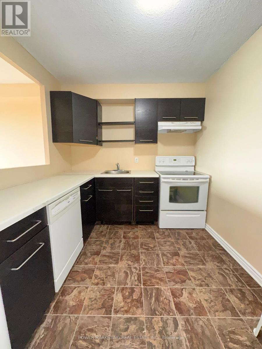 807 - 900 Dynes Road, Ottawa, Ontario  K2C 3L6 - Photo 2 - X13212148