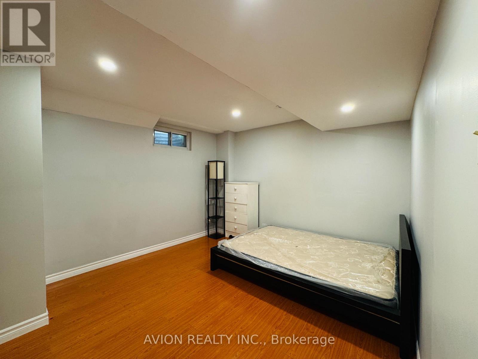 Basement - 15 Saintsbury Square, Toronto, Ontario  M1V 3K1 - Photo 2 - E13212096