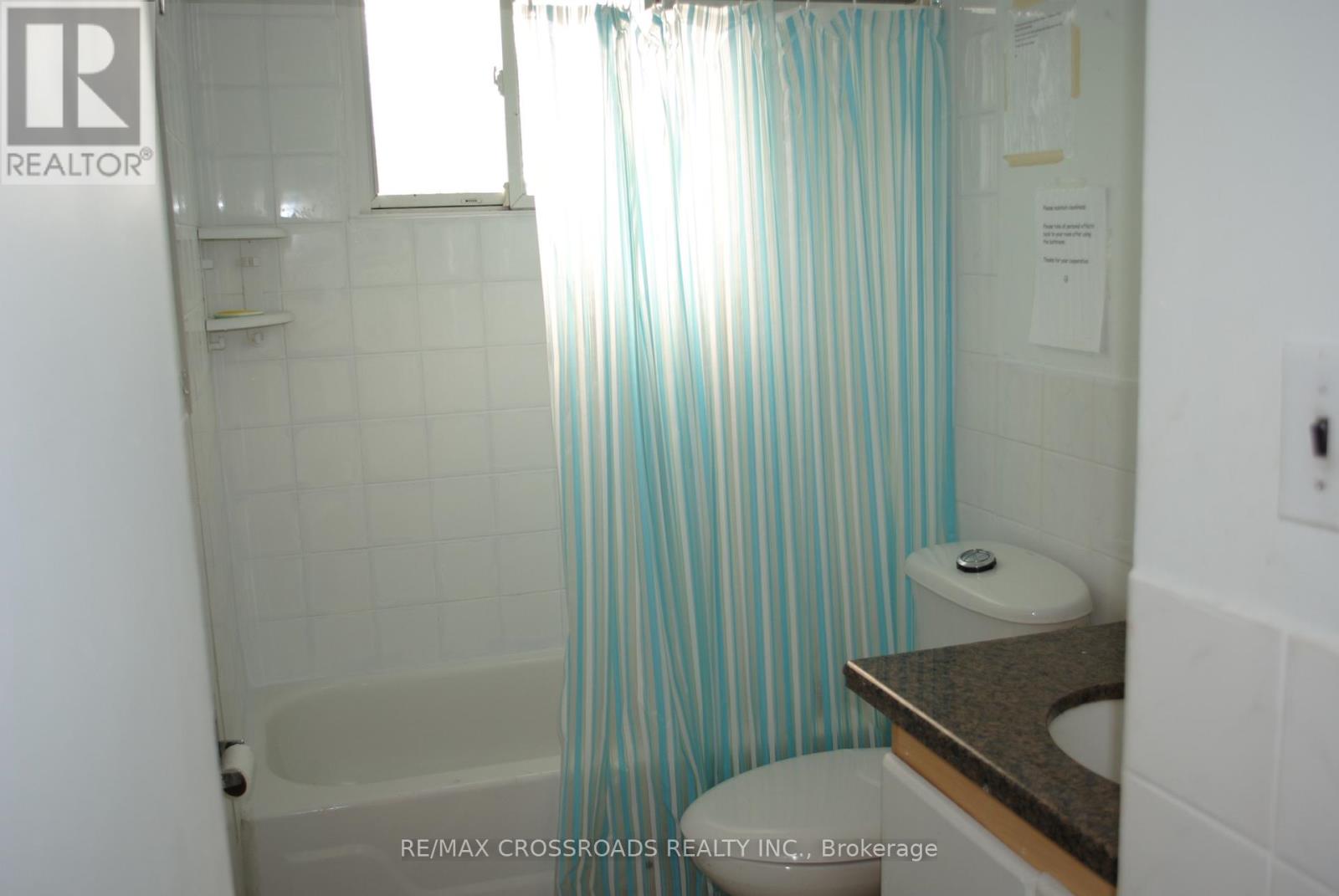 43 Berner Trail, Toronto, Ontario  M1B 1B1 - Photo 13 - E13212122