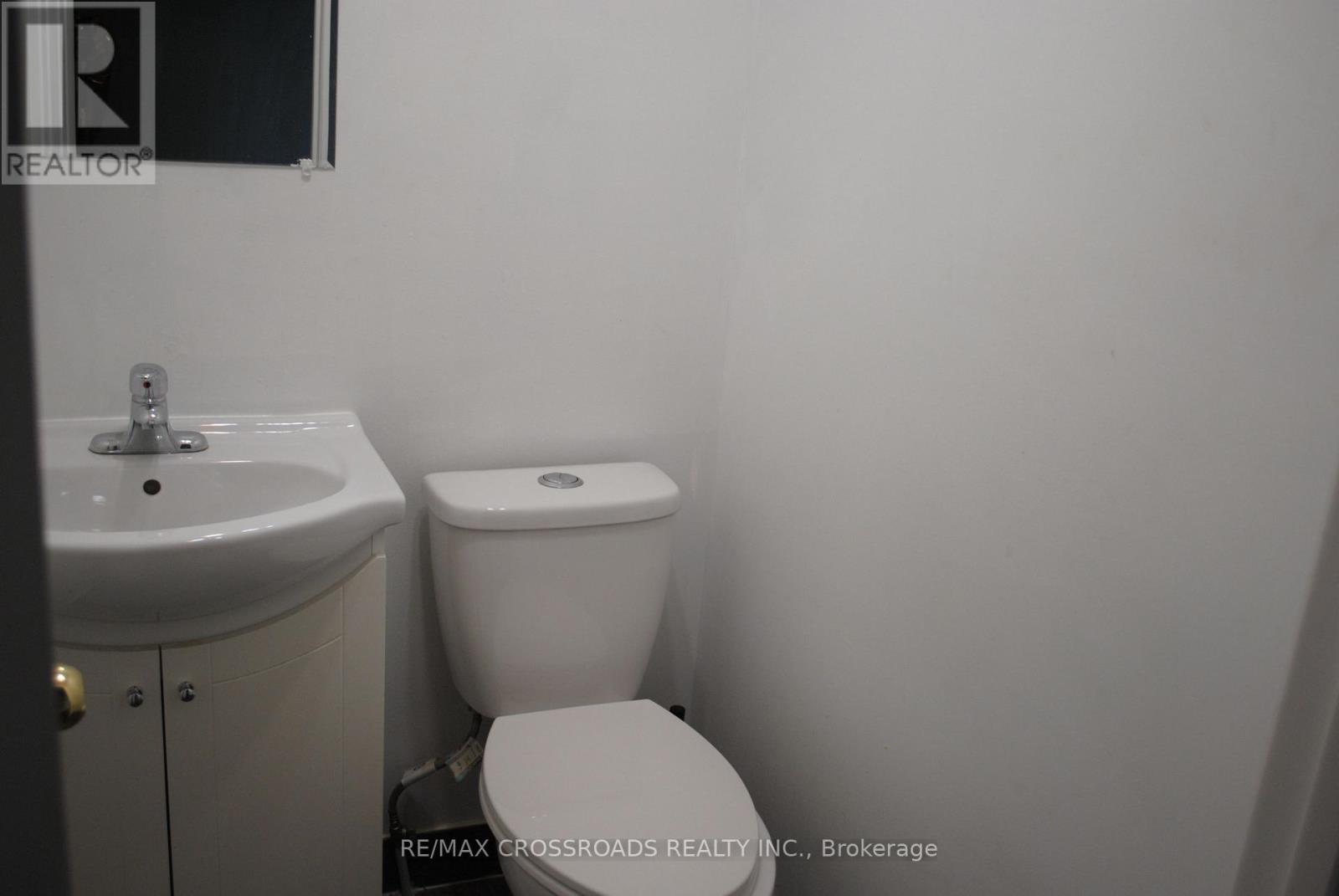 43 Berner Trail, Toronto, Ontario  M1B 1B1 - Photo 3 - E13212122