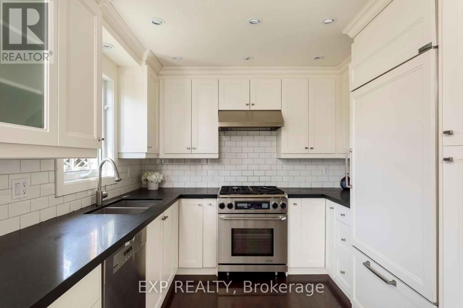 14 Oliver Lane, Vaughan, Ontario L6A 1B2 - Photo 16 - N13212040
