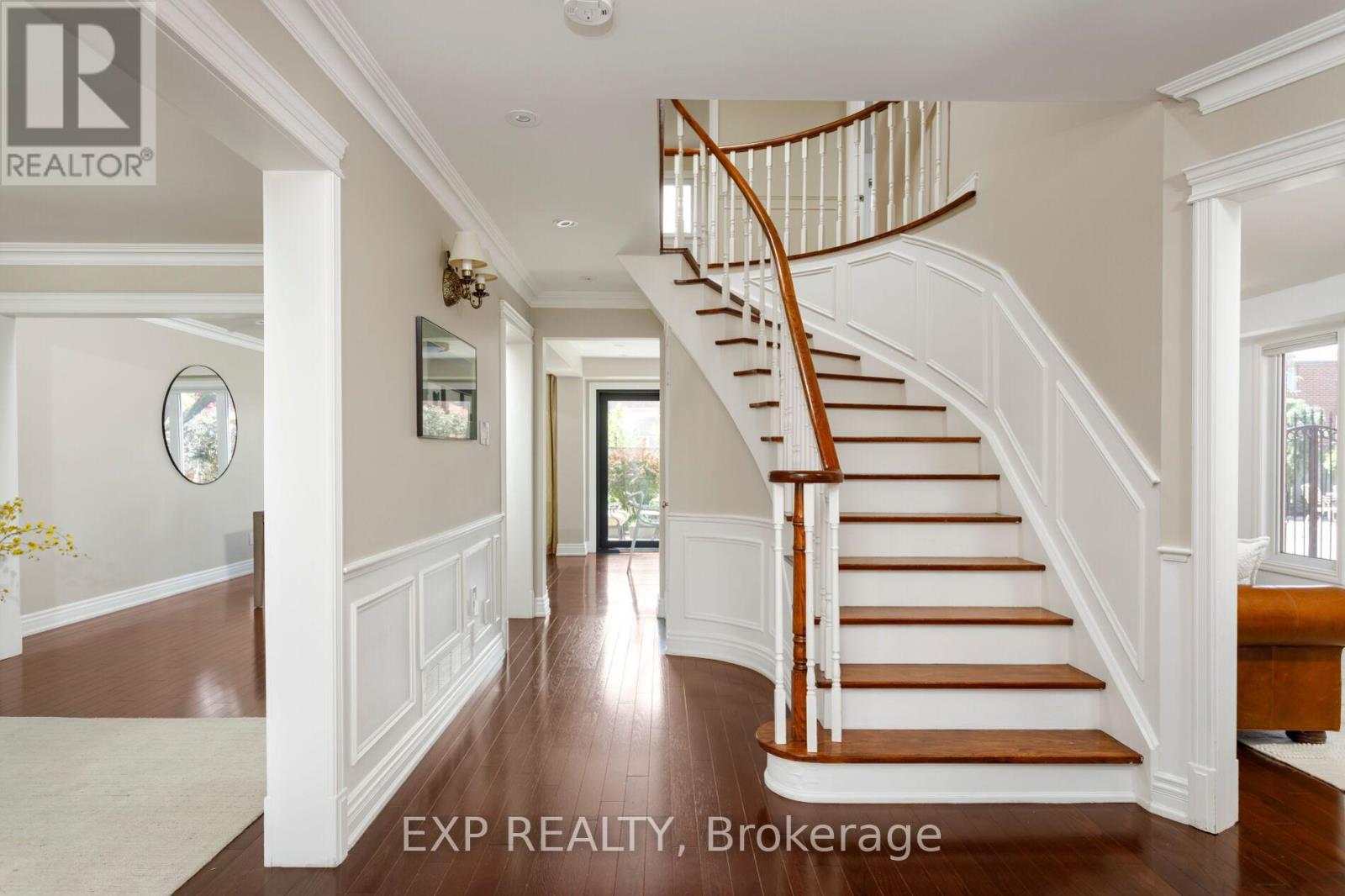 14 Oliver Lane, Vaughan, Ontario L6A 1B2 - Photo 5 - N13212040