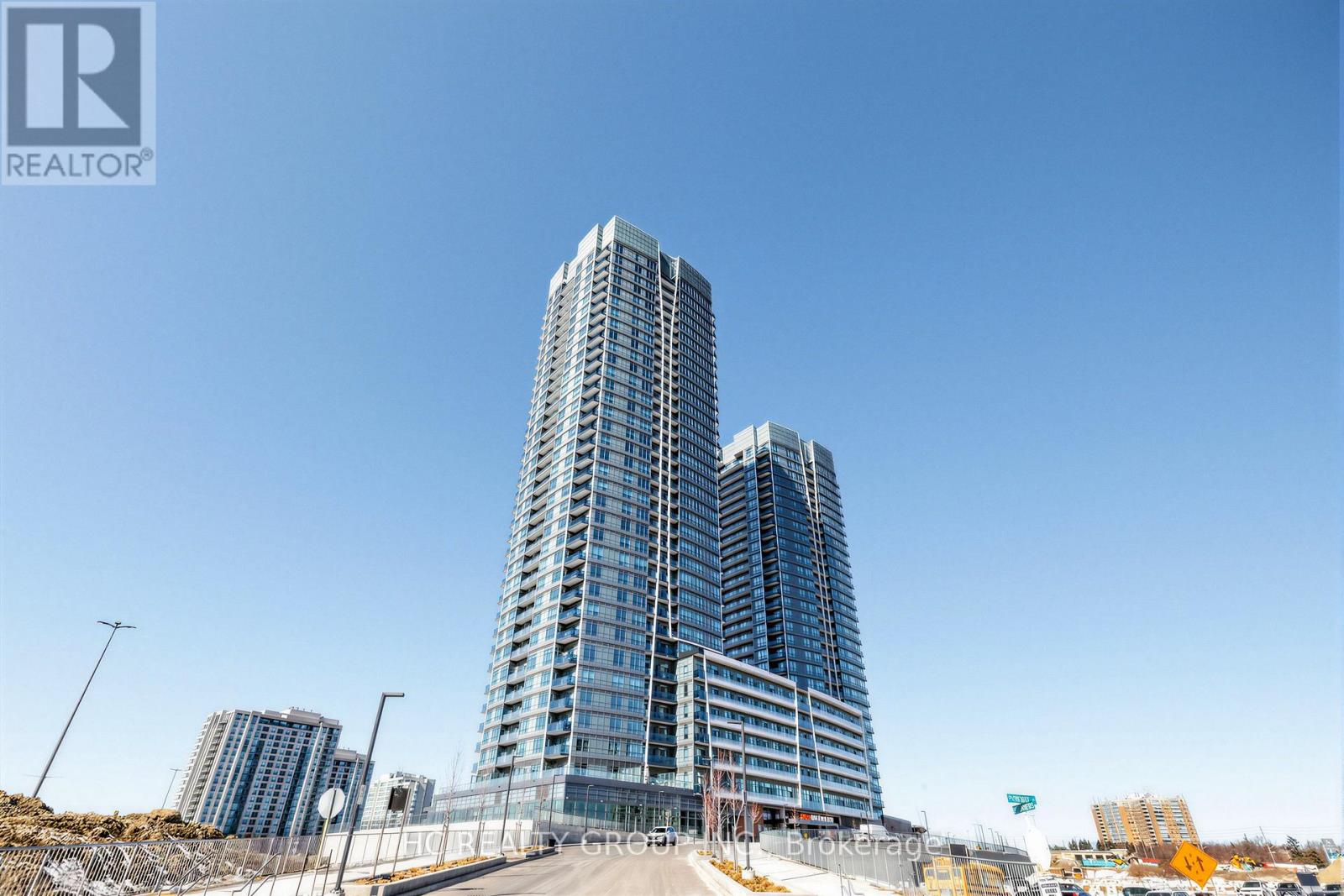 1802 - 50 UPPER MALL WAY, Vaughan, Ontario