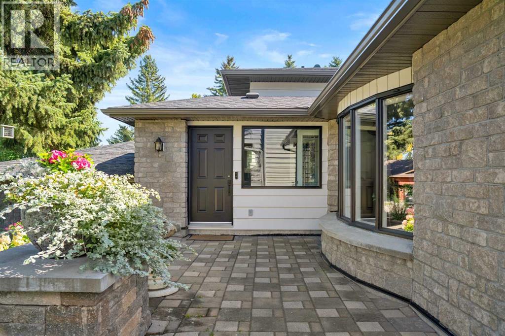 855 Oakside Circle Sw, Calgary, Alberta  T2V 4P5 - Photo 6 - A2310156