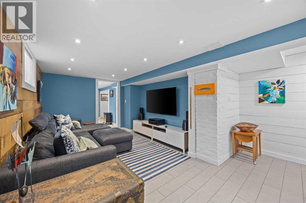 236 10 Avenue NE, Calgary, Alberta  T2E 0W9 - Photo 32 - A2313018