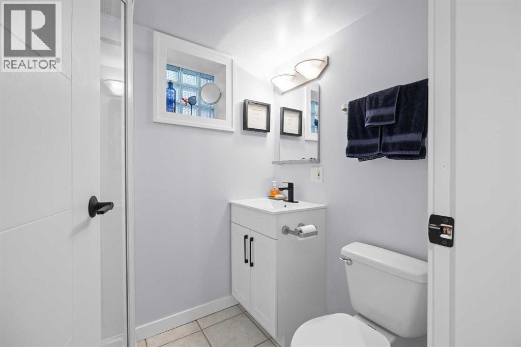 236 10 Avenue NE, Calgary, Alberta  T2E 0W9 - Photo 39 - A2313018