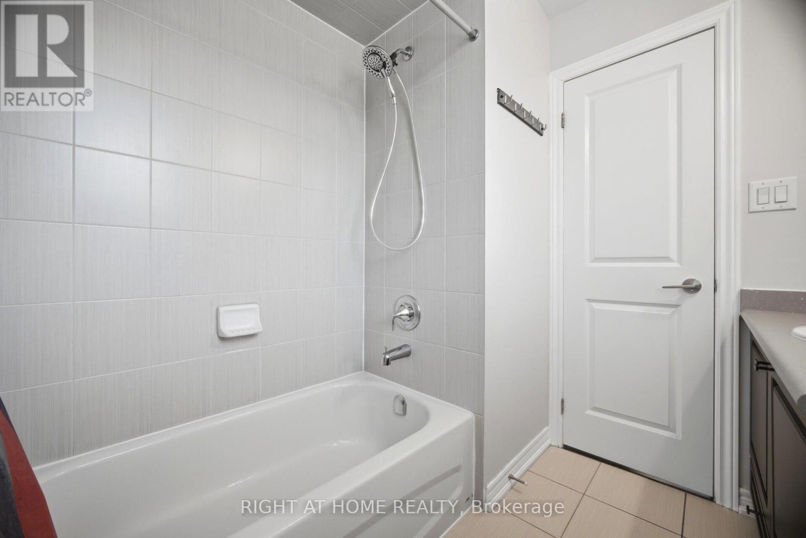 311 - 269 Georgian Drive, Oakville, Ontario  L6H 0L1 - Photo 24 - W13211988