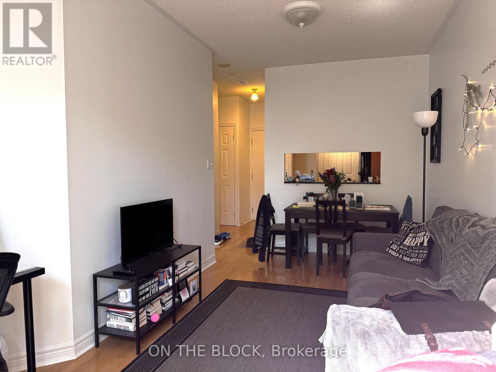 112 - 3085 Bloor Street W, Toronto, Ontario  M8X 1C9 - Photo 10 - W13212080