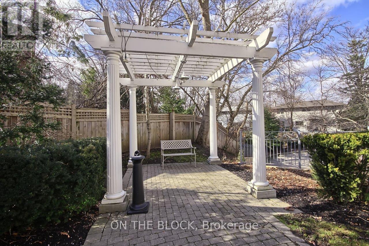 112 - 3085 Bloor Street W, Toronto, Ontario  M8X 1C9 - Photo 19 - W13212080