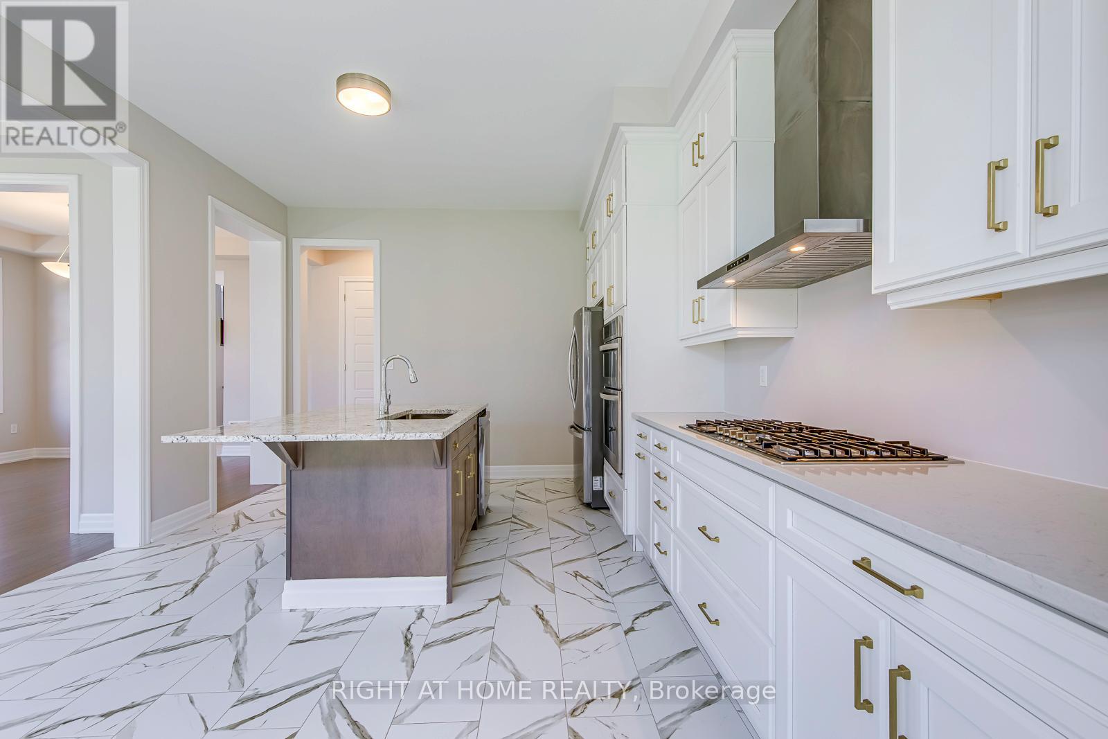 1387 Aymond Crescent, Oakville, Ontario  L6H 7W9 - Photo 9 - W13212154