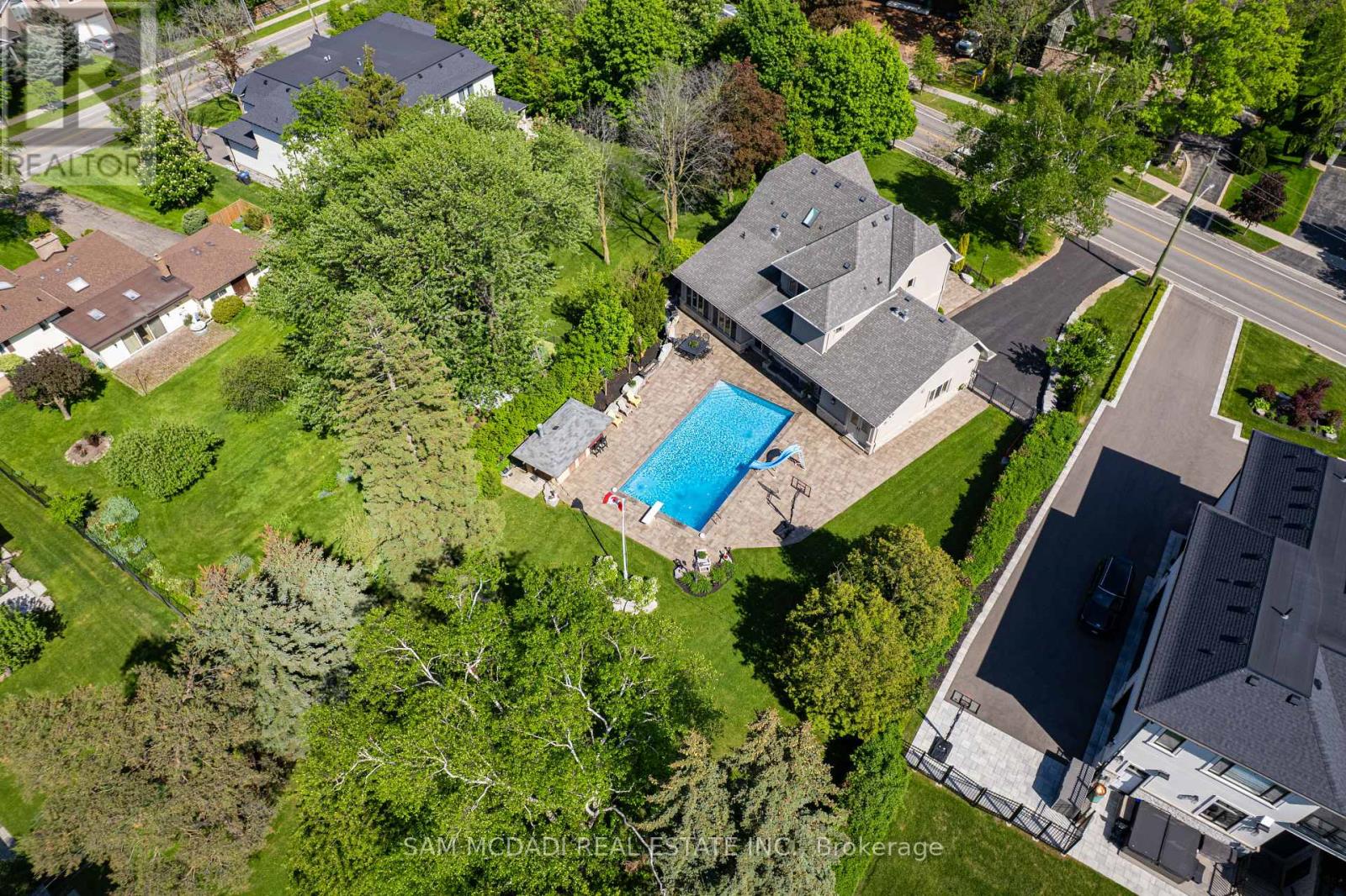 2411 Thorn Lodge Drive, Mississauga, Ontario  L5K 1K8 - Photo 50 - W13212158