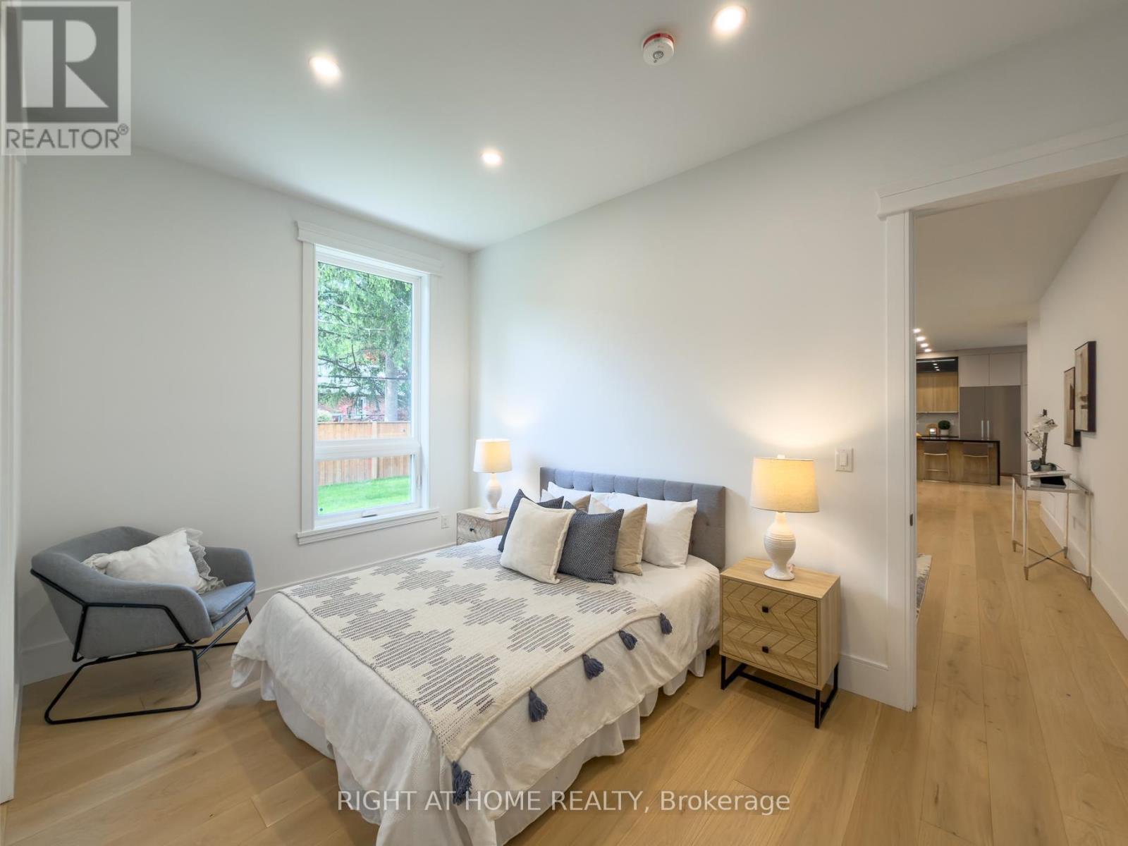 61 Floresta Court, Hamilton, Ontario  L9G 1R6 - Photo 17 - X13212022