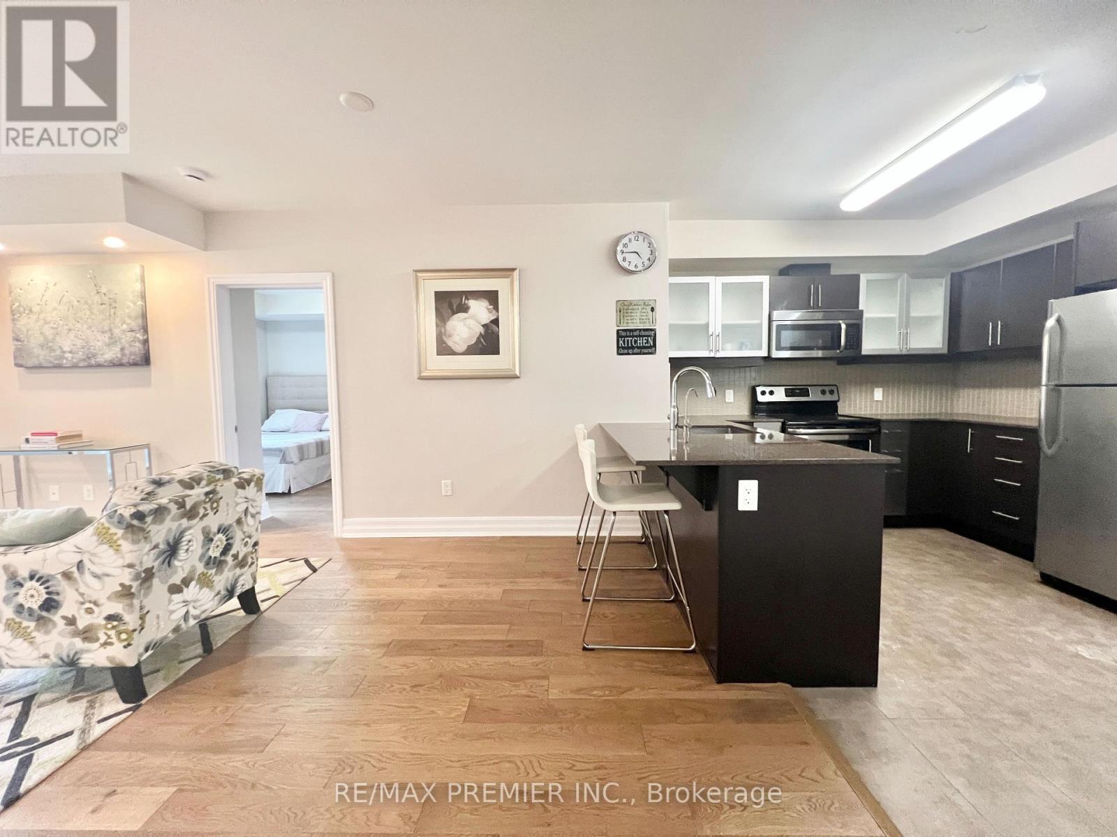 202 - 195 Besserer Street, Ottawa, Ontario  K1N 0B6 - Photo 2 - X13212050