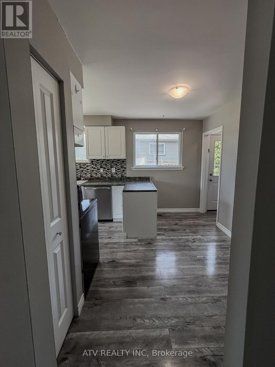 80 Kipling Crescent, Woodstock, Ontario  N4S 8C2 - Photo 8 - X13212082