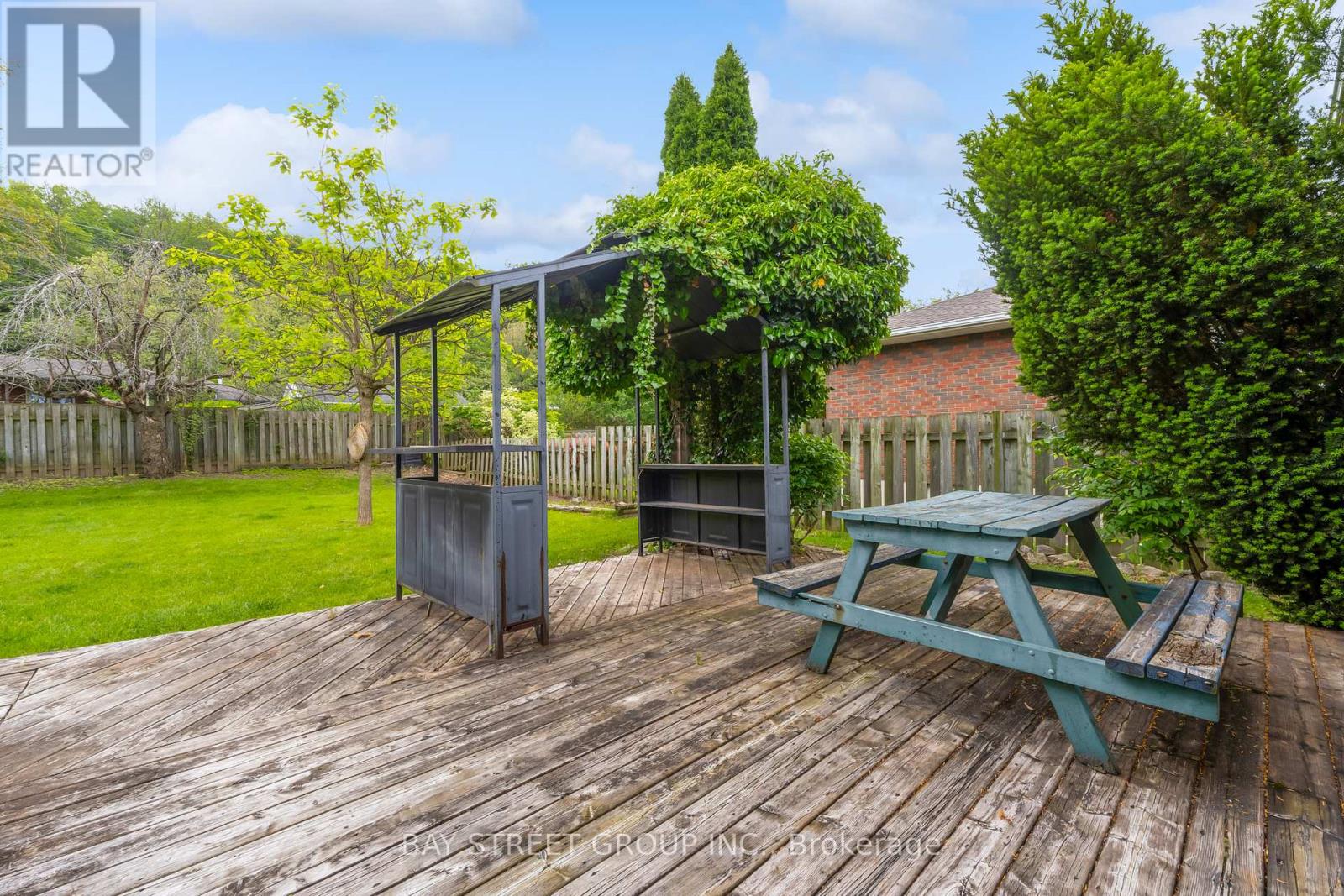8 Glenbarr Road, St. Catharines, Ontario  L2T 1Y1 - Photo 32 - X13212128