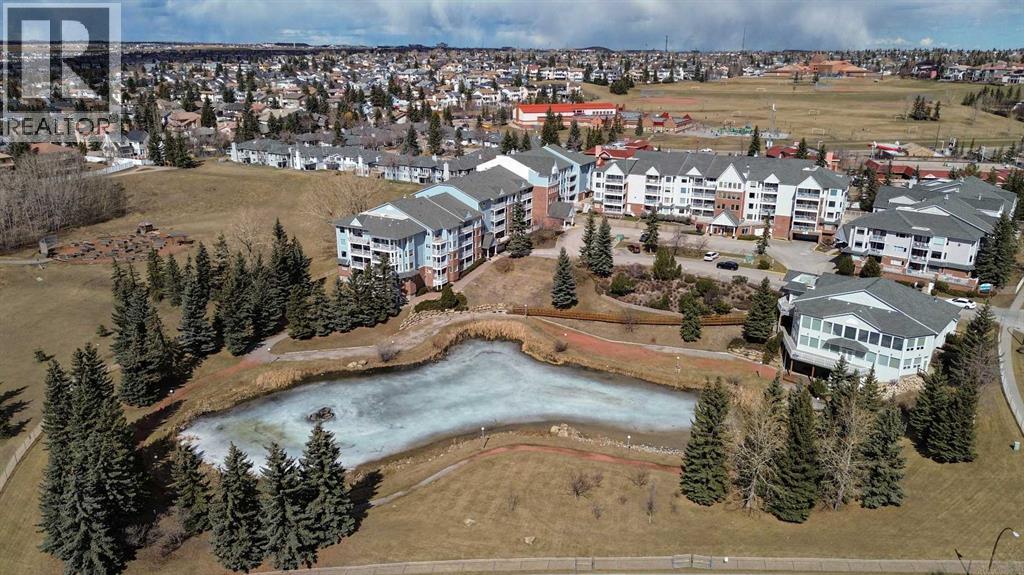 309, 3309 Hawksbrow Point NW, Calgary, Alberta  T3G 4C9 - Photo 2 - A2286826