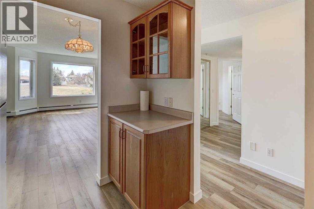 309, 3309 Hawksbrow Point NW, Calgary, Alberta  T3G 4C9 - Photo 9 - A2286826