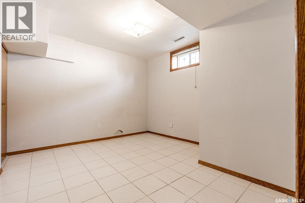 901 1st Street E, Saskatoon, Saskatchewan  S7H 1T2 - Photo 20 - SK037403