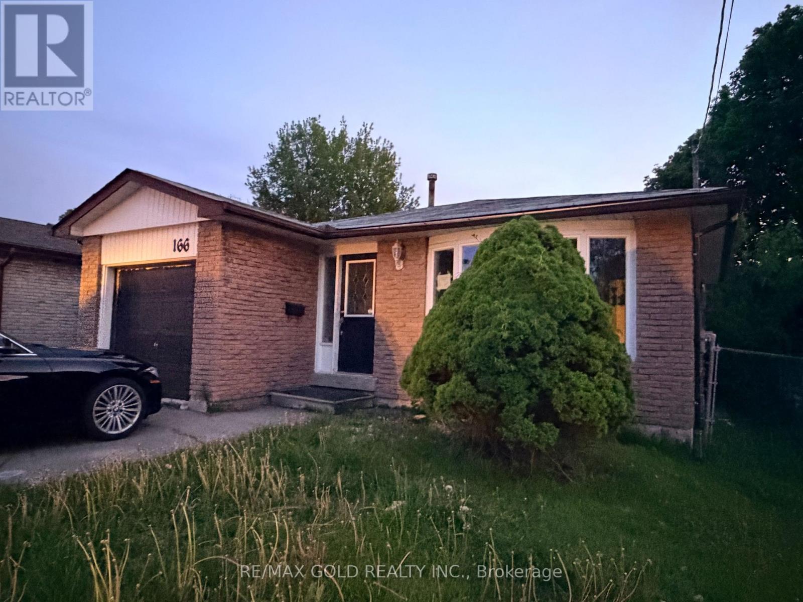166 Harmony Road, Oshawa, Ontario  L1H 6T5 - Photo 2 - E13210354