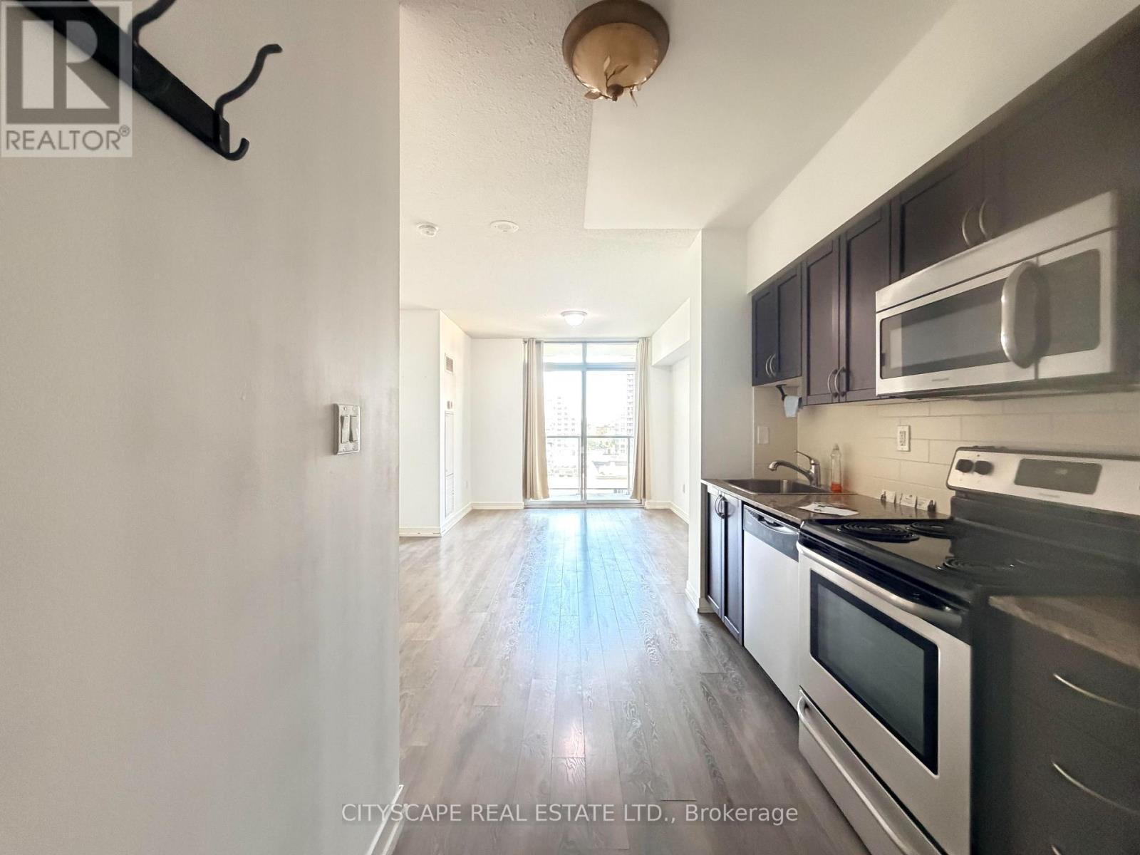 801 - 816 Lansdowne Avenue, Toronto, Ontario  M6H 4K6 - Photo 6 - W13209340