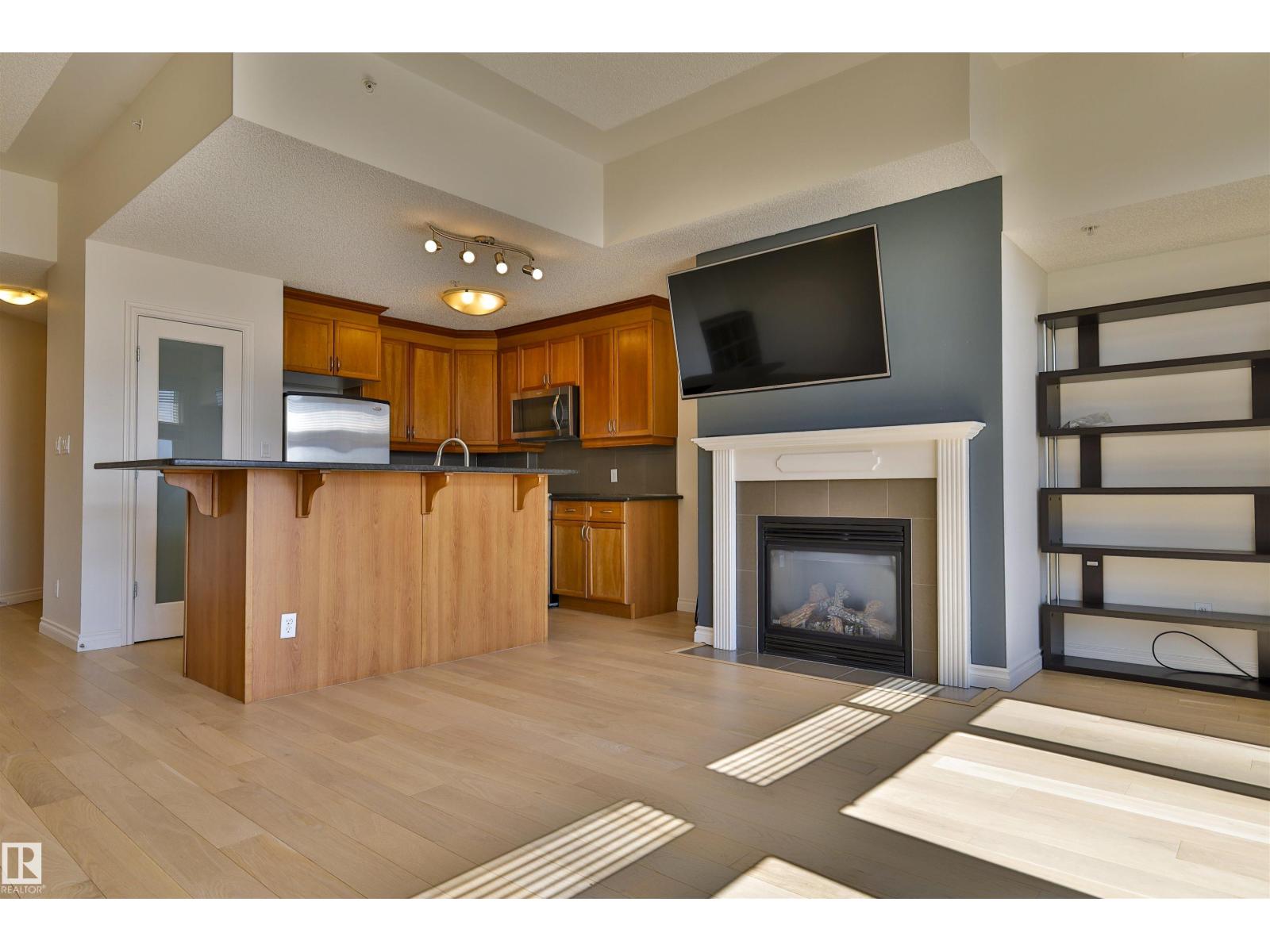#906 9020 Jasper Av Nw, Edmonton, Alberta  T5H 3S8 - Photo 8 - E4483870