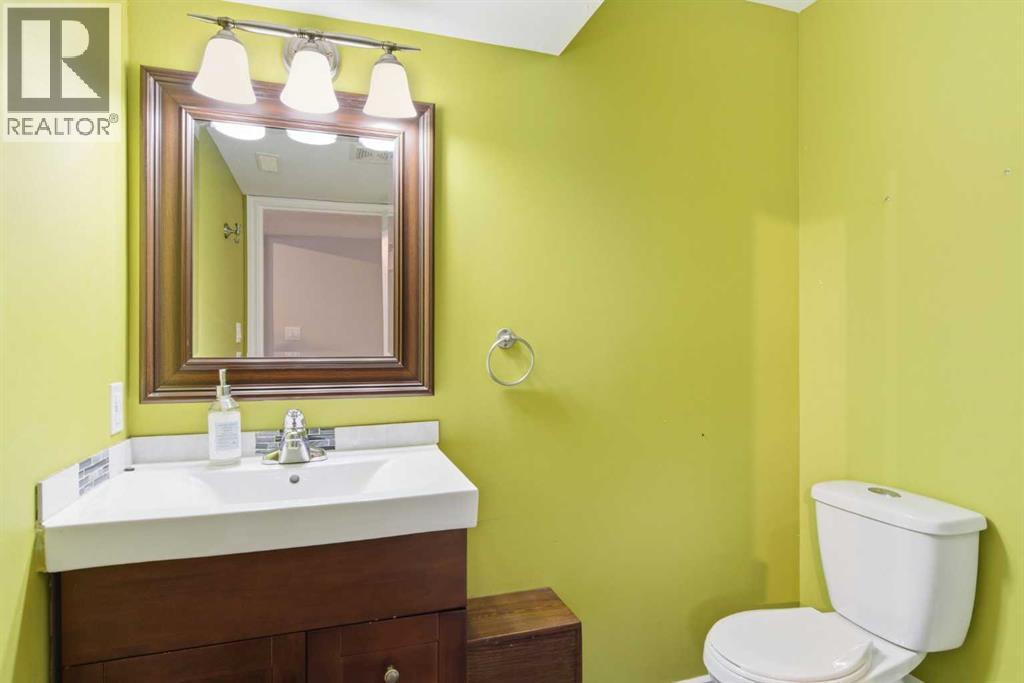 204 Citadel Bluff Close Nw, Calgary, Alberta  T3G 5E2 - Photo 32 - A2314274
