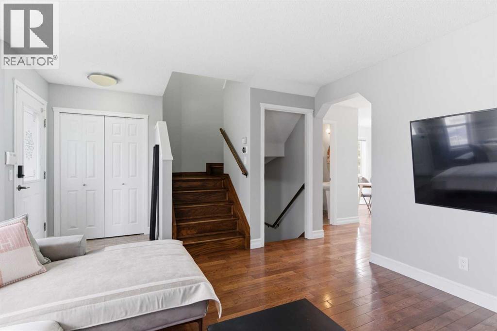204 Citadel Bluff Close Nw, Calgary, Alberta  T3G 5E2 - Photo 8 - A2314274