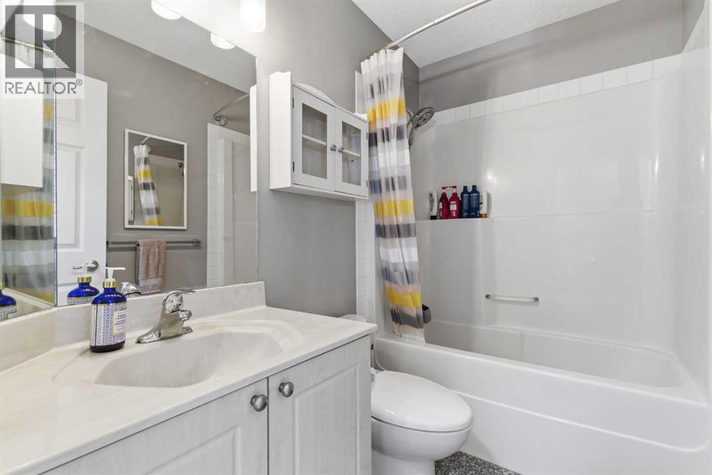 204 Citadel Bluff Close Nw, Calgary, Alberta  T3G 5E2 - Photo 23 - A2314274