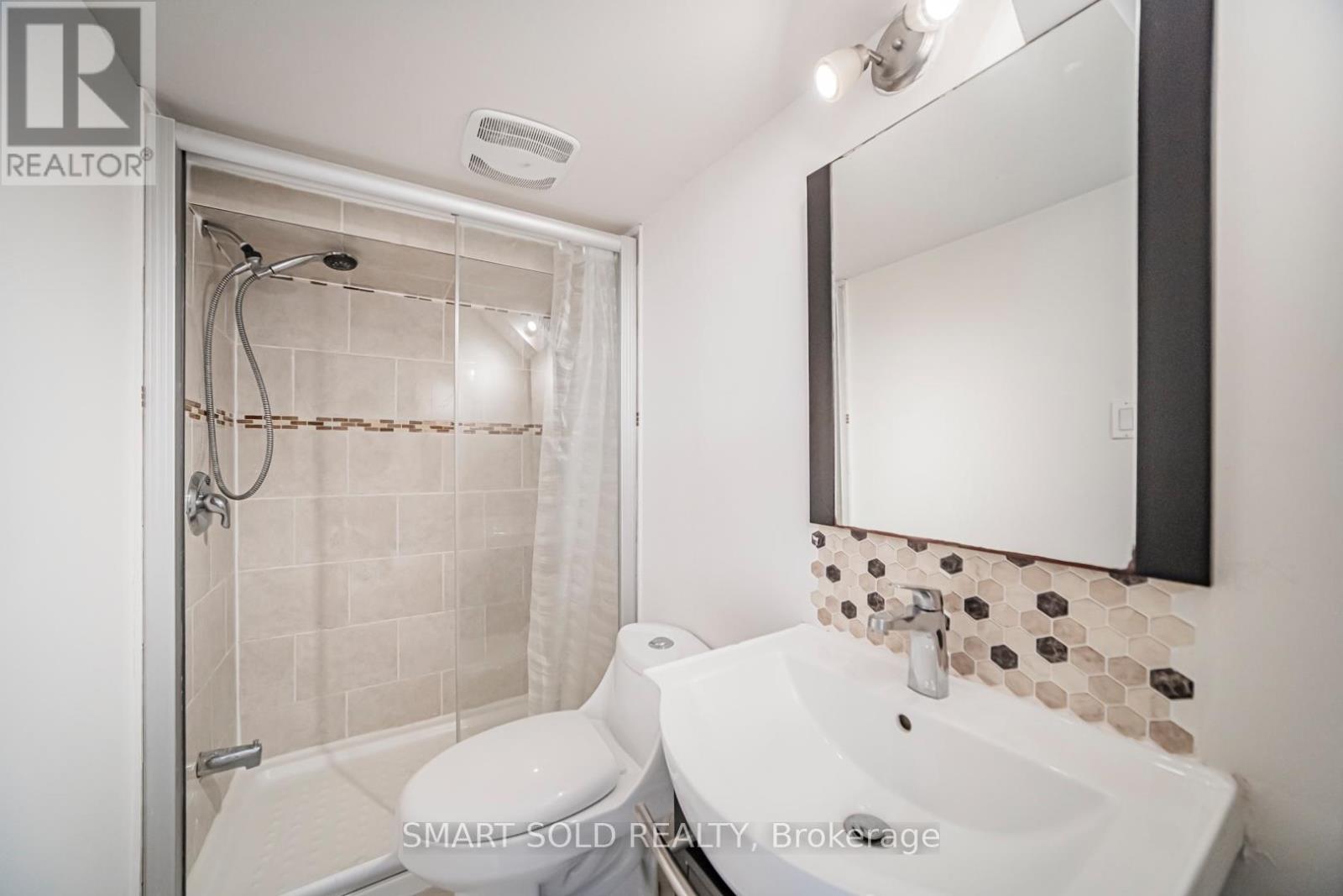 151 Silas Hill Drive, Toronto, Ontario  M2J 2X8 - Photo 28 - C13212180
