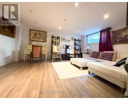 LOWER - 39 SHAMOKIN DRIVE, Toronto, Ontario