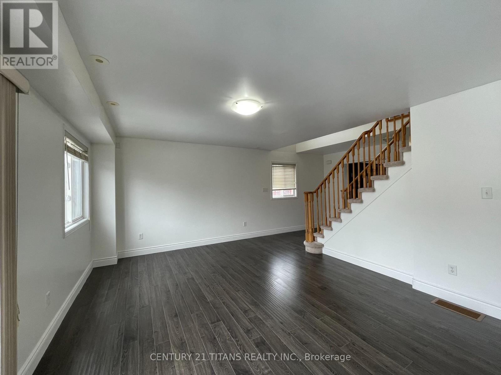 Upper - 11 Etienne Street, Toronto, Ontario  M1L 0A2 - Photo 4 - E13212198