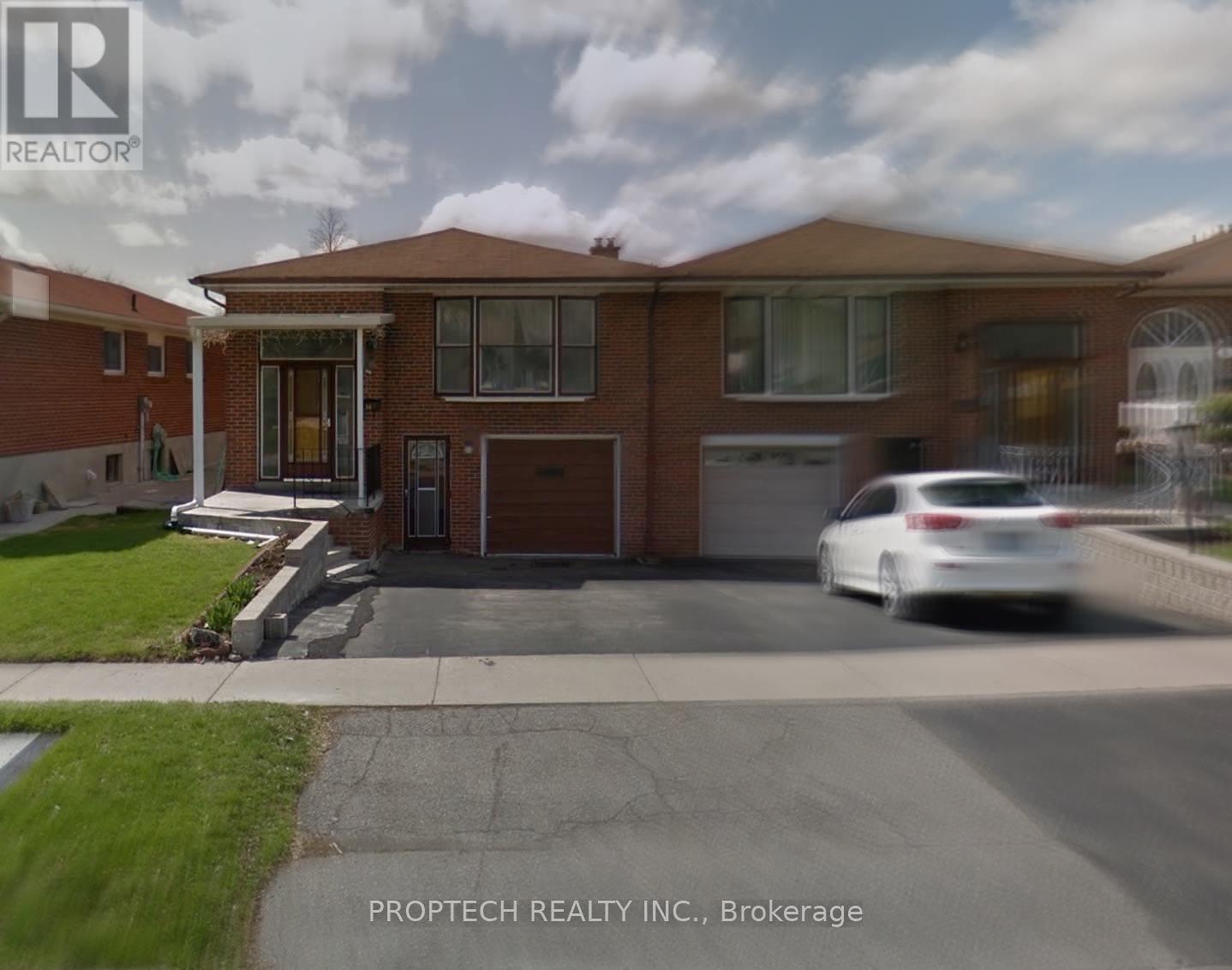 34 BROOMFIELD DRIVE, Toronto, Ontario