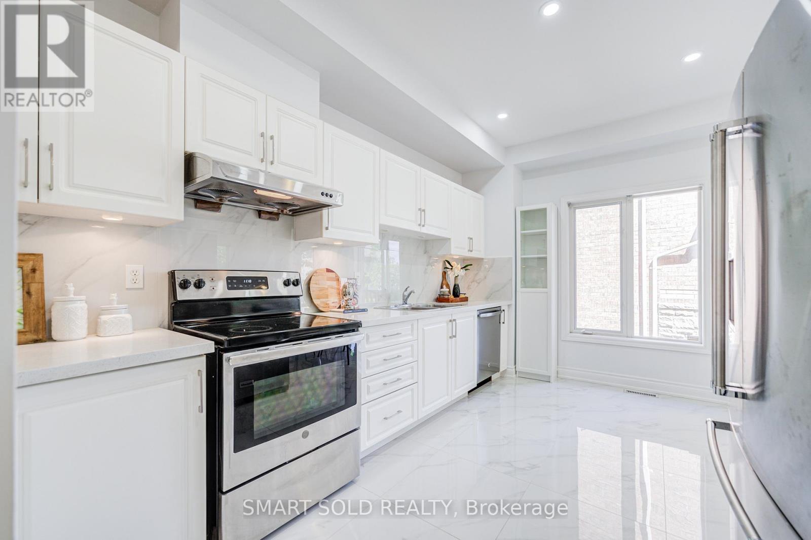 63 Michael Way, Markham, Ontario  L3R 5G4 - Photo 15 - N13212190