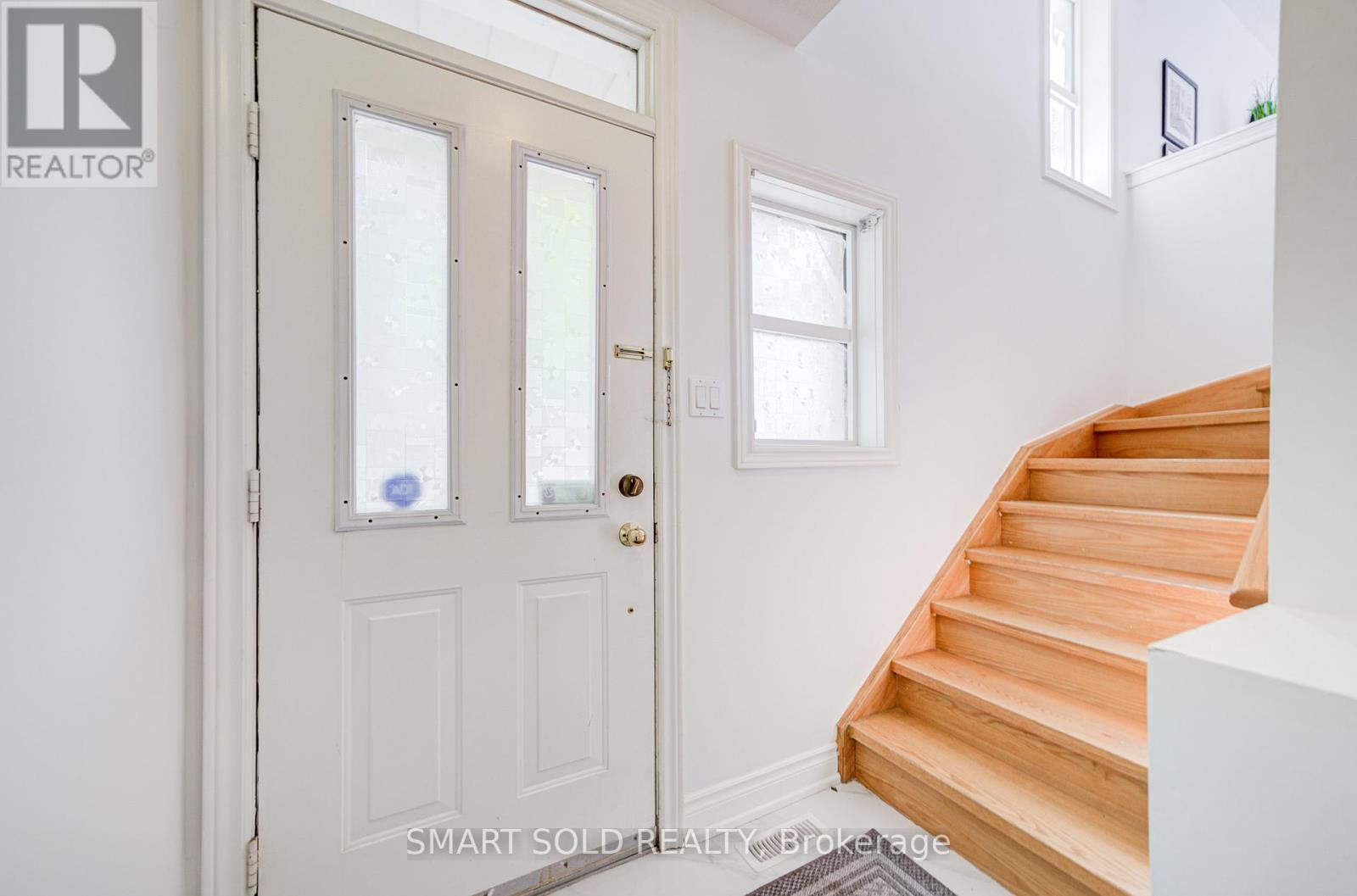 63 Michael Way, Markham, Ontario  L3R 5G4 - Photo 7 - N13212190