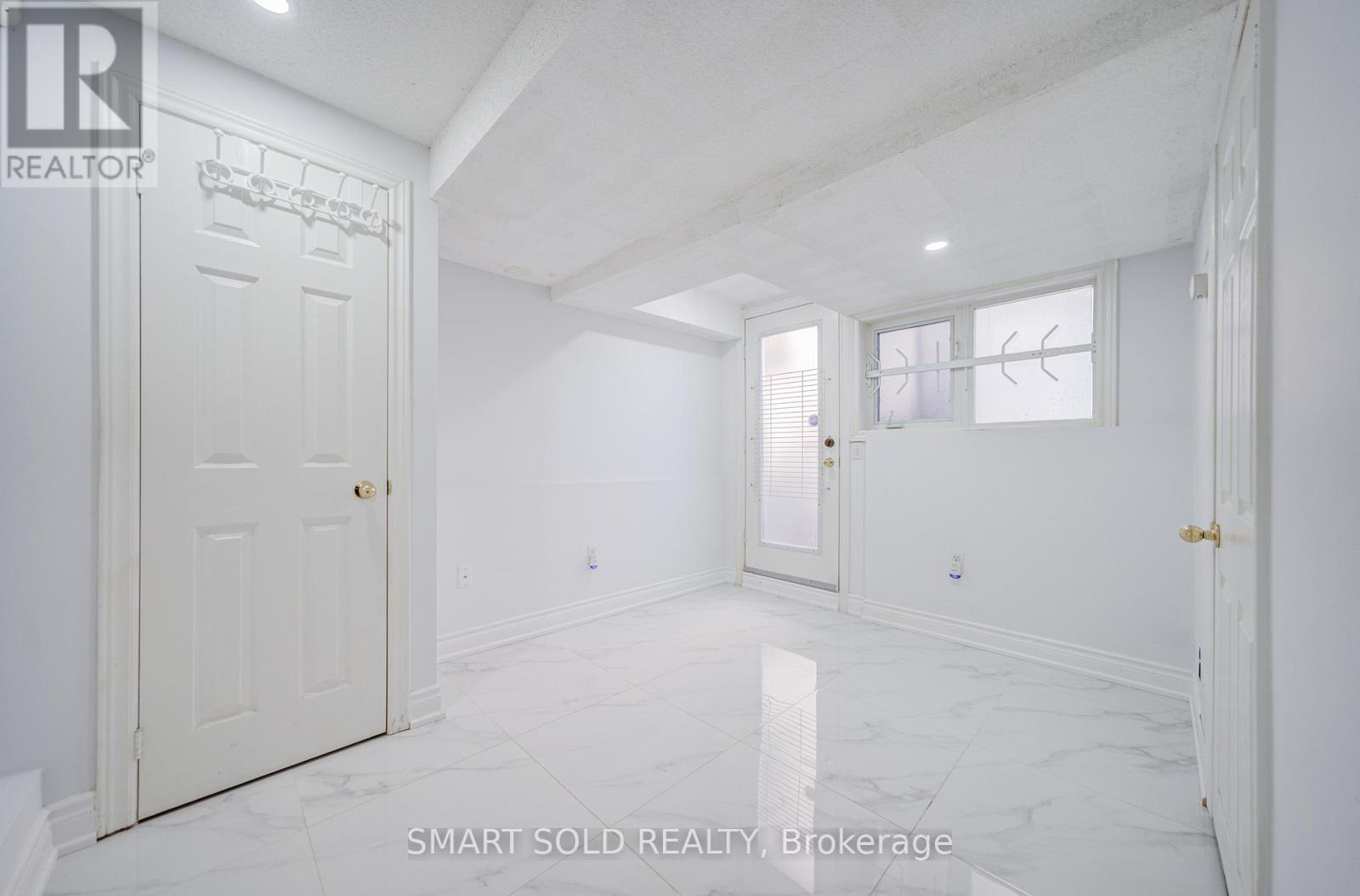 63 Michael Way, Markham, Ontario  L3R 5G4 - Photo 8 - N13212190