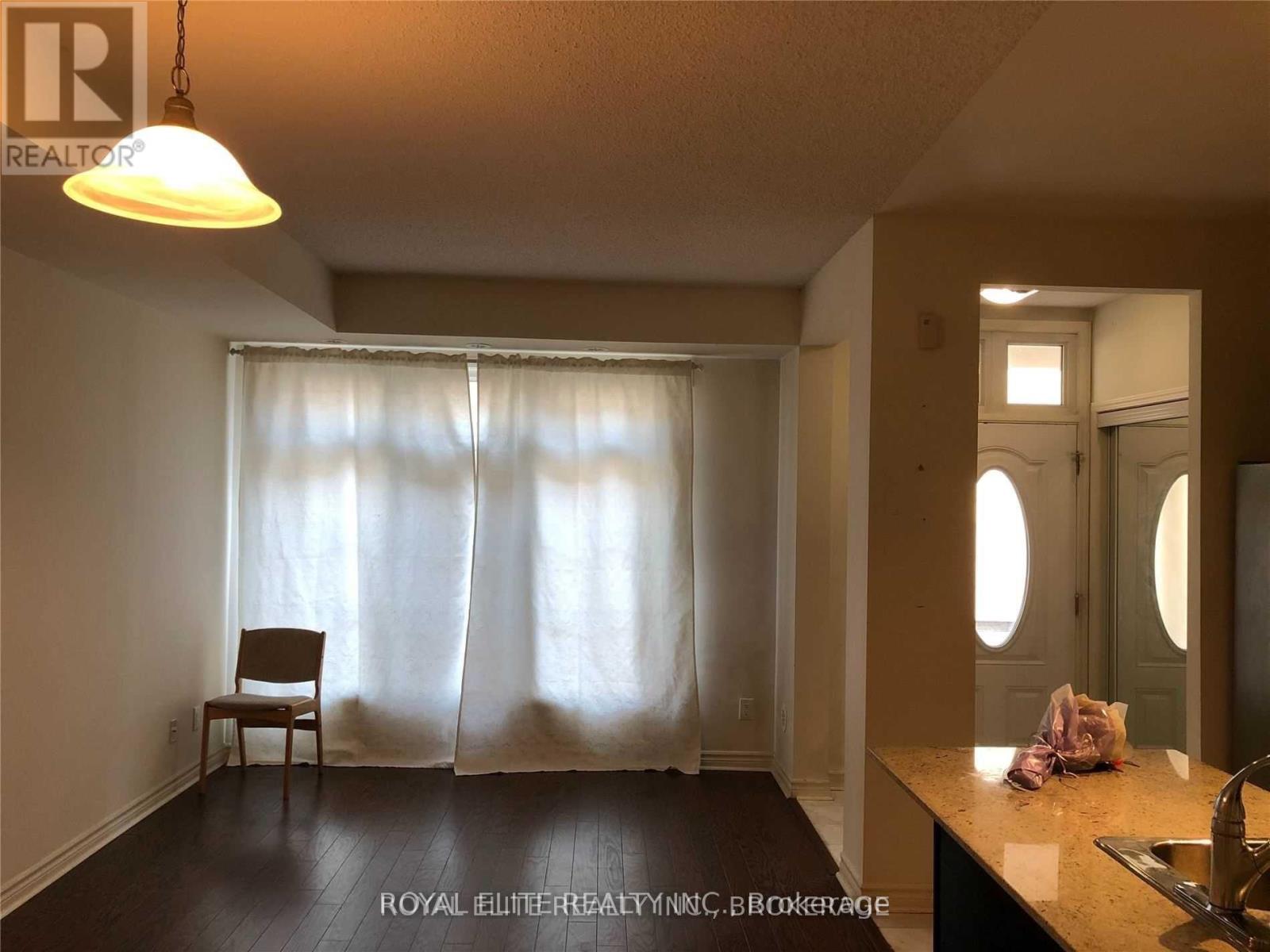 42 - 7 Brighton Place, Vaughan (Crestwood-Springfarm-Yorkhill), Ontario  L4J 0H1 - Photo 2 - N13212208