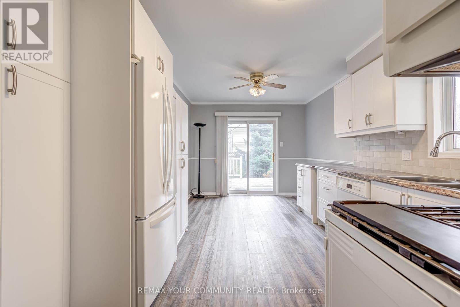 47 Mcveigh Drive, Barrie, Ontario  L4N 7E4 - Photo 7 - S13212216