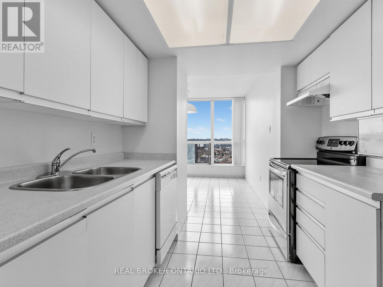 2106 - 3 Rowntree Road, Toronto, Ontario  M9V 5G8 - Photo 10 - W13212176