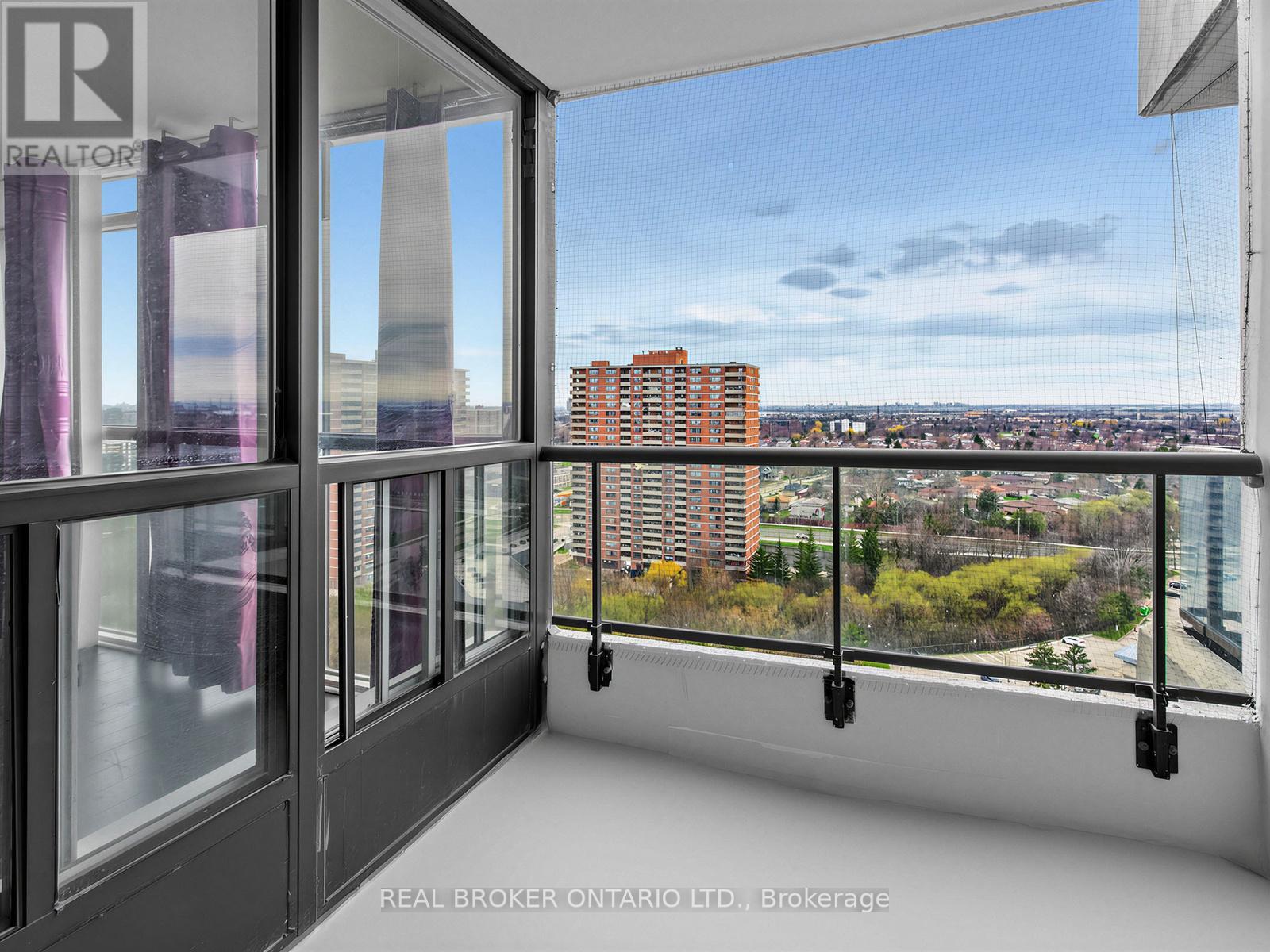 2106 - 3 Rowntree Road, Toronto, Ontario  M9V 5G8 - Photo 18 - W13212176