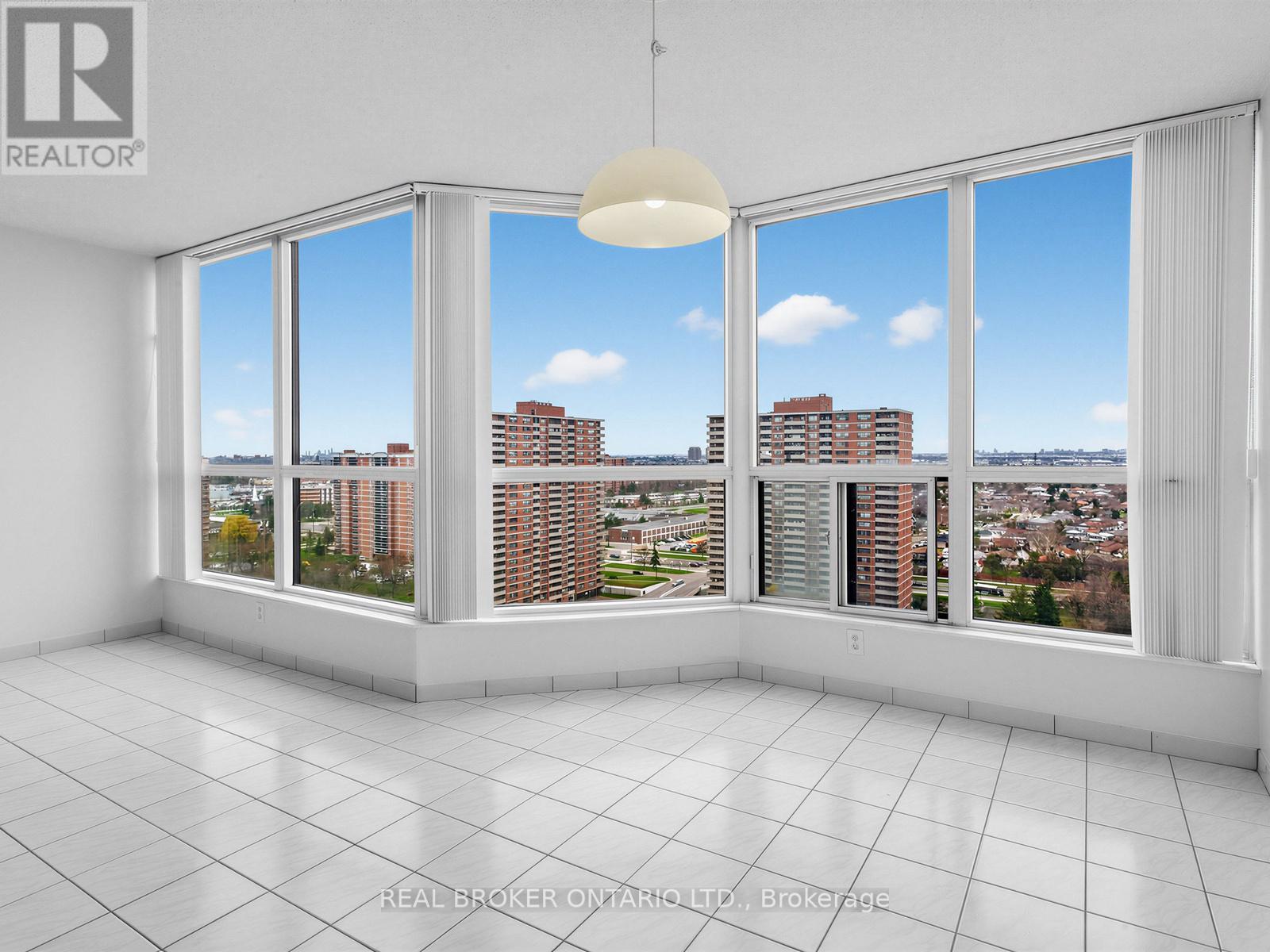 2106 - 3 Rowntree Road, Toronto, Ontario  M9V 5G8 - Photo 8 - W13212176
