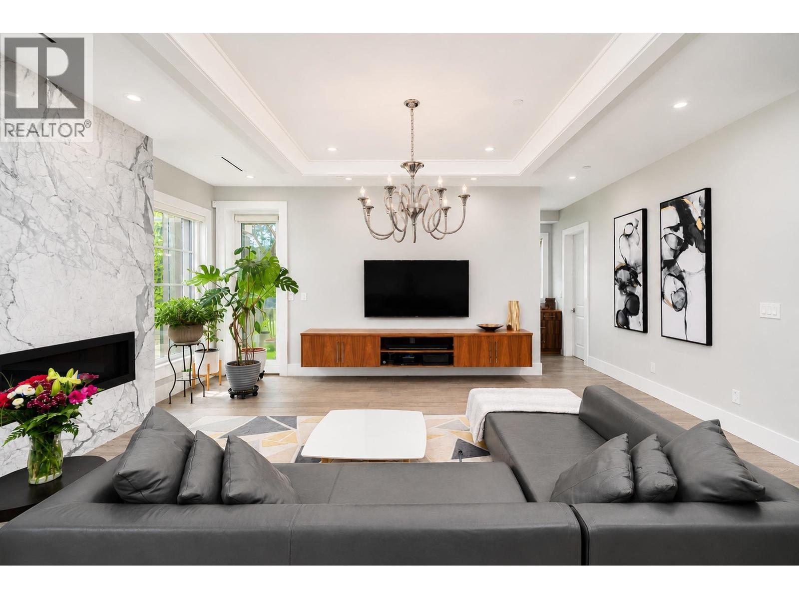 2820 W 32nd Avenue, Vancouver, British Columbia  V6L 2B6 - Photo 4 - R3108253