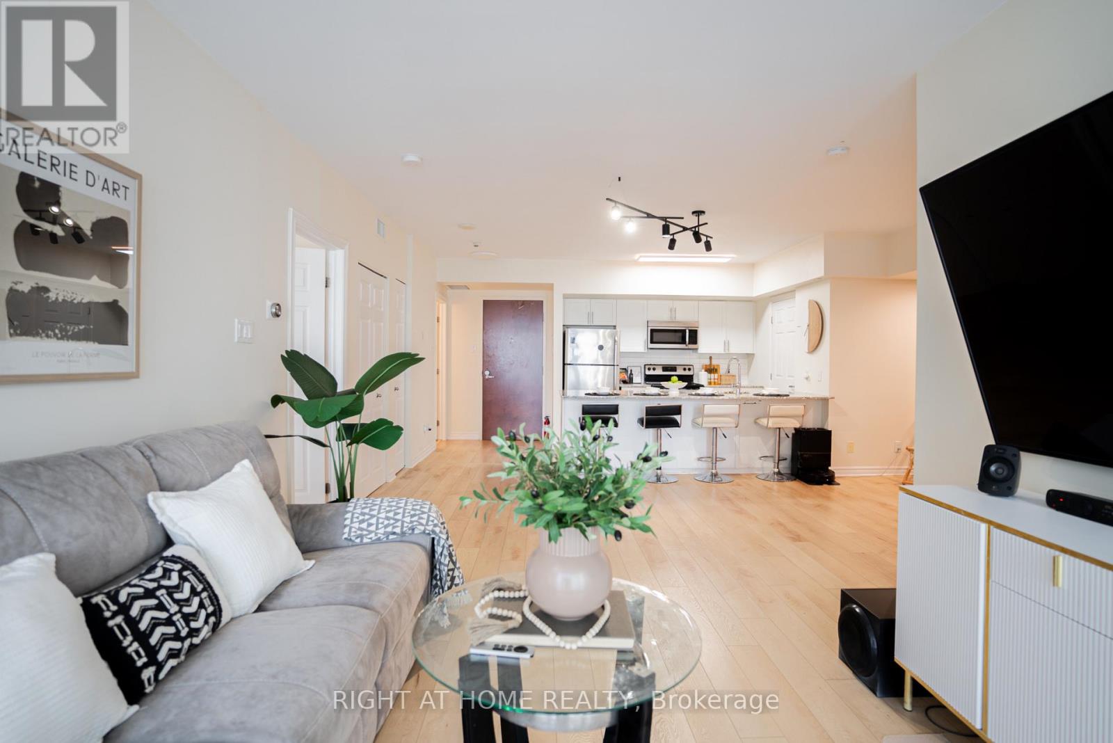 1805 - 234 Rideau Street, Ottawa, Ontario  K1V 0A9 - Photo 9 - X13212252