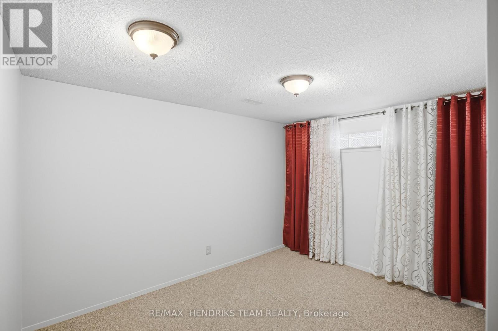 17 Sullivan Drive, St. Catharines (Lakeport), Ontario  L2N 1K3 - Photo 27 - X13212242