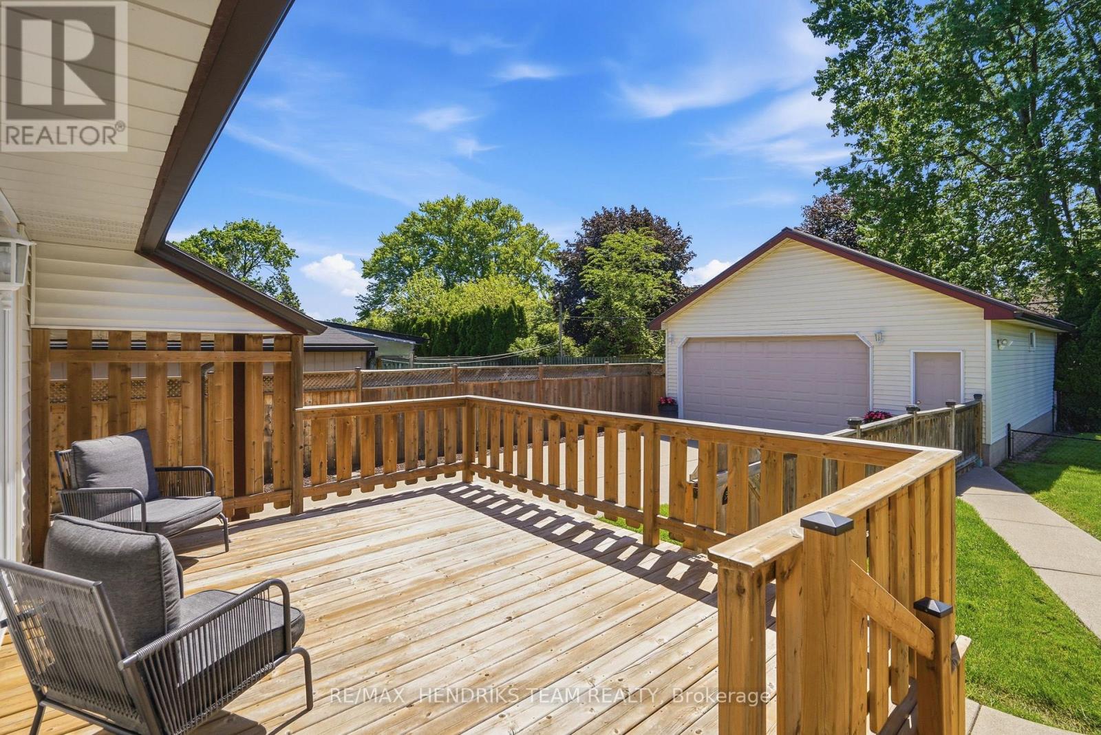 17 Sullivan Drive, St. Catharines (Lakeport), Ontario  L2N 1K3 - Photo 37 - X13212242