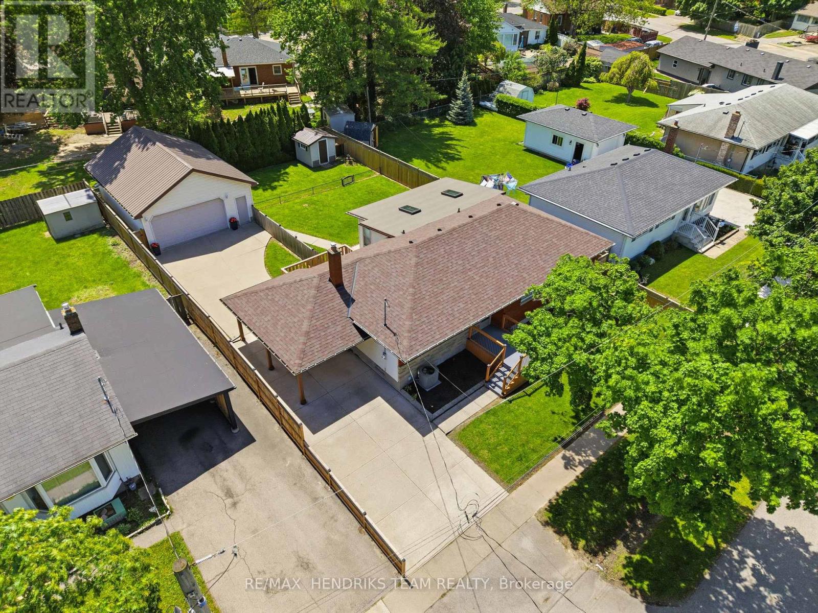 17 Sullivan Drive, St. Catharines (Lakeport), Ontario  L2N 1K3 - Photo 40 - X13212242