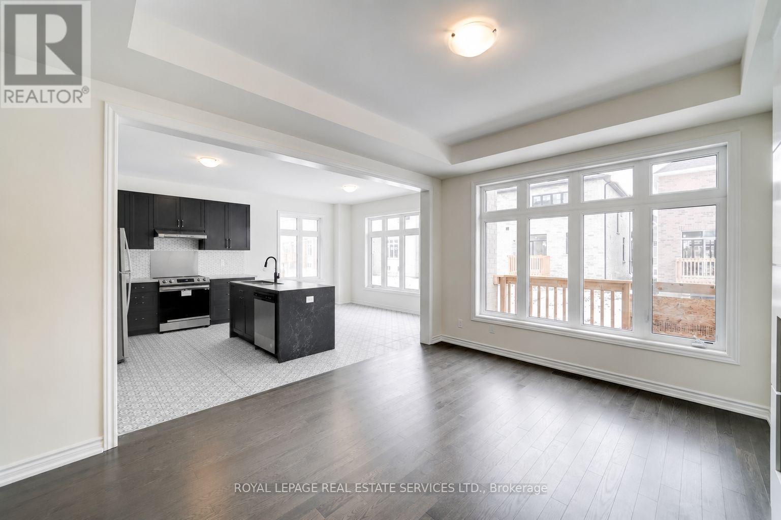 25 Garrett Styles Drive, Georgina, Ontario  L4P 2E7 - Photo 13 - N13210214