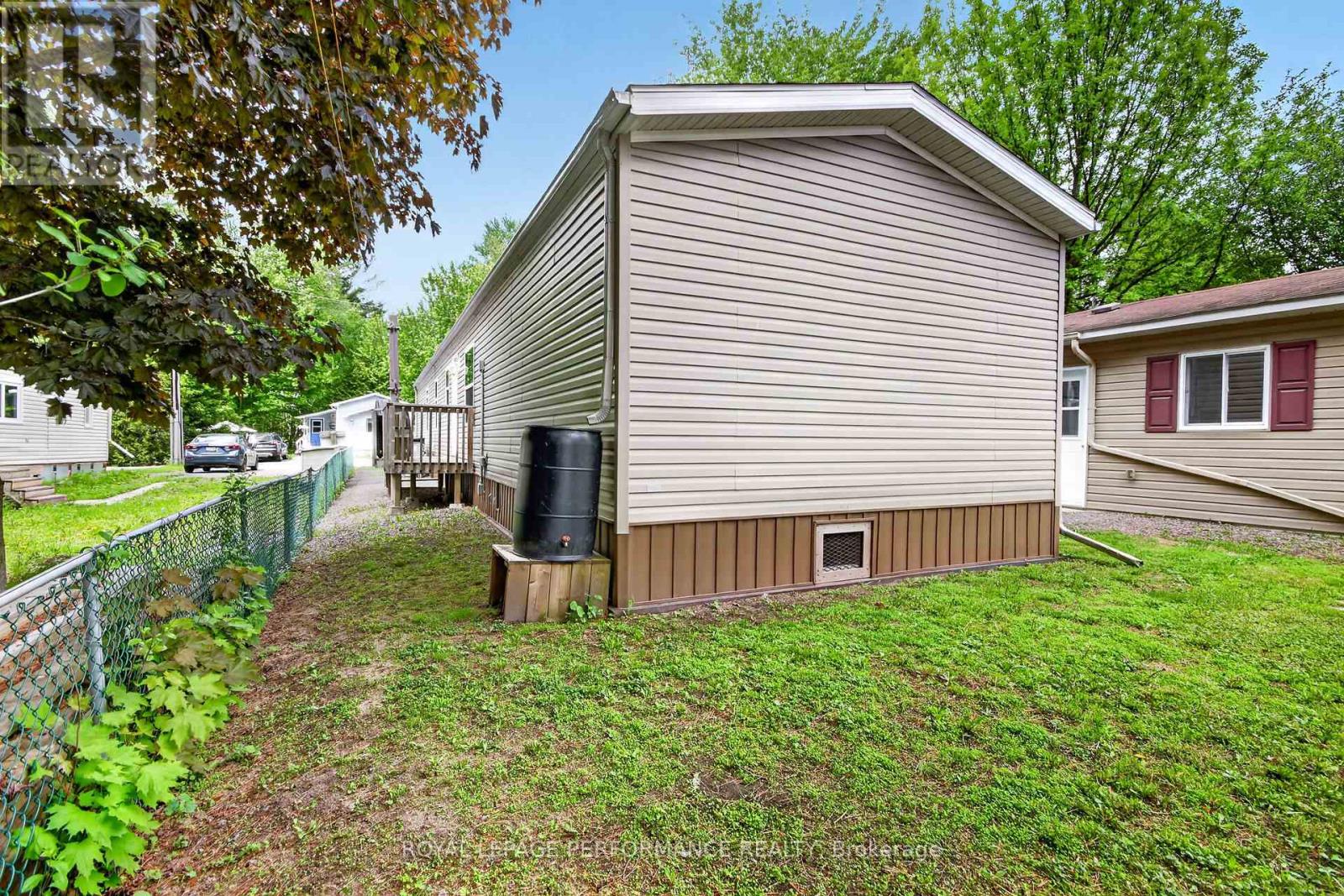 435 - 8250 County Road 17 Road, Clarence-Rockland, Ontario K4K 1K7 - Photo 41 - X12937960