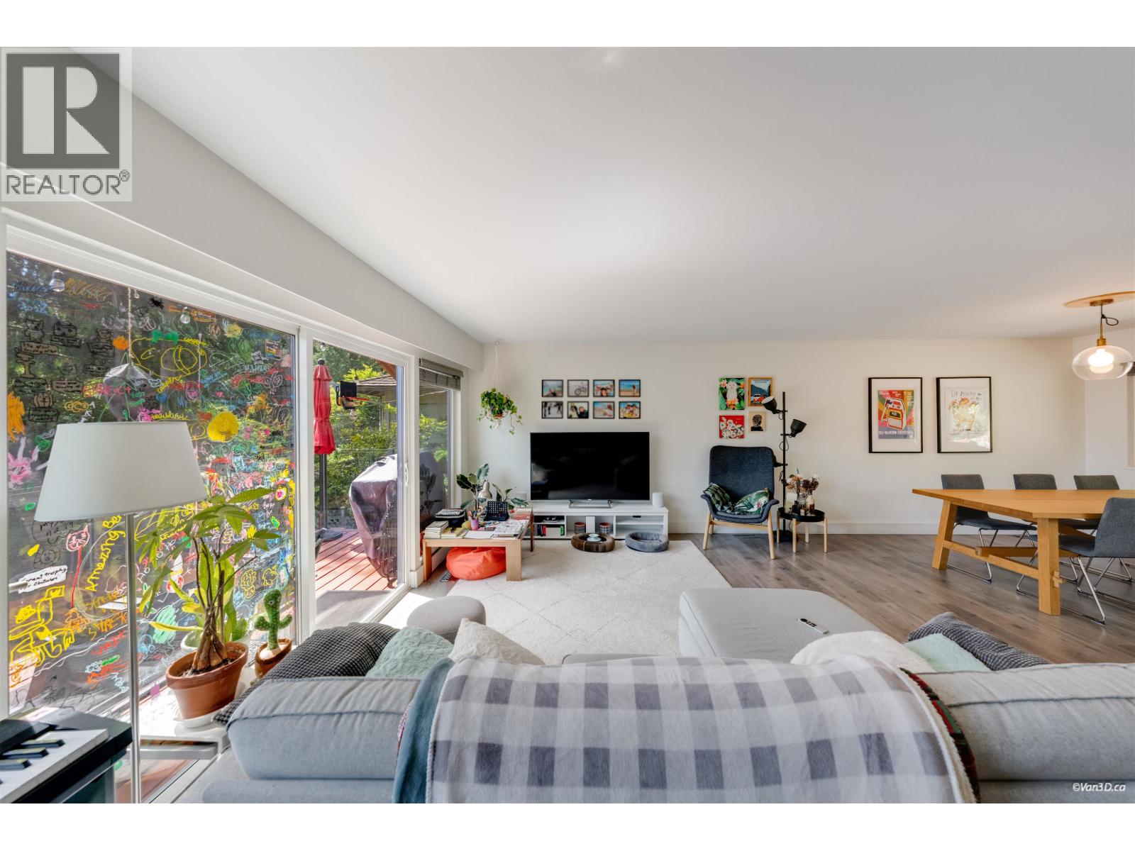 3907 Bayridge Place, West Vancouver, British Columbia  V7V 3K2 - Photo 5 - R3128024